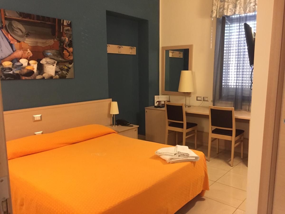Hotel Residence Empedocle เมสซีนา ภายนอก รูปภาพ