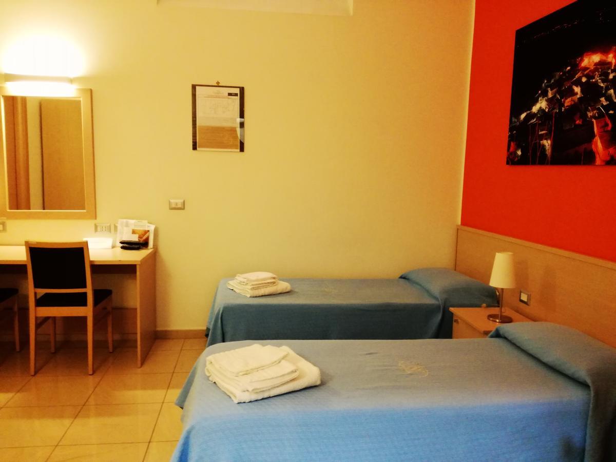 Hotel Residence Empedocle เมสซีนา ห้อง รูปภาพ