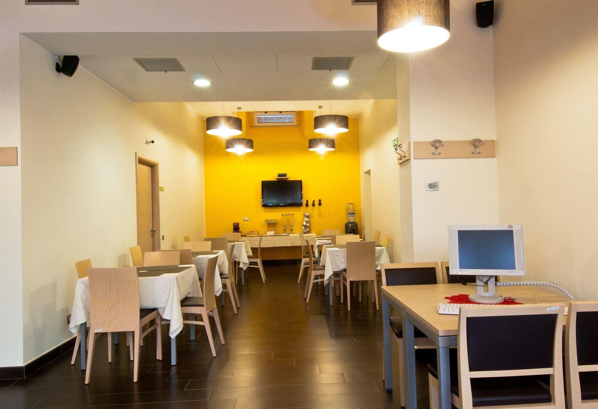 Hotel Residence Empedocle เมสซีนา ภายนอก รูปภาพ