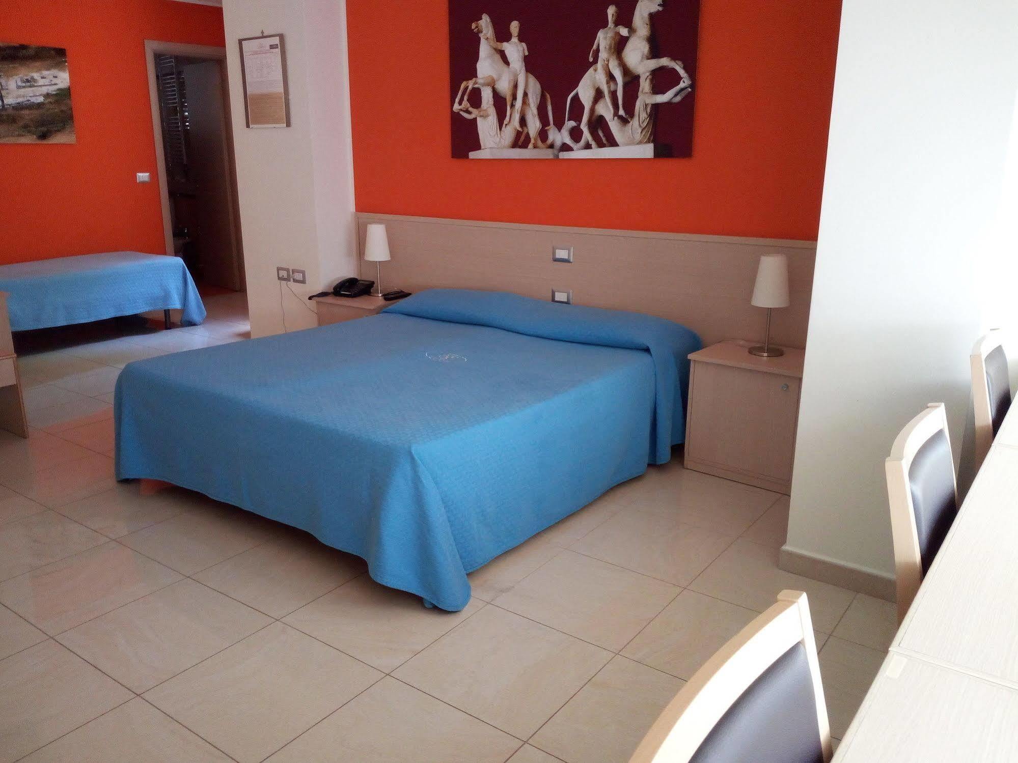 Hotel Residence Empedocle เมสซีนา ภายนอก รูปภาพ